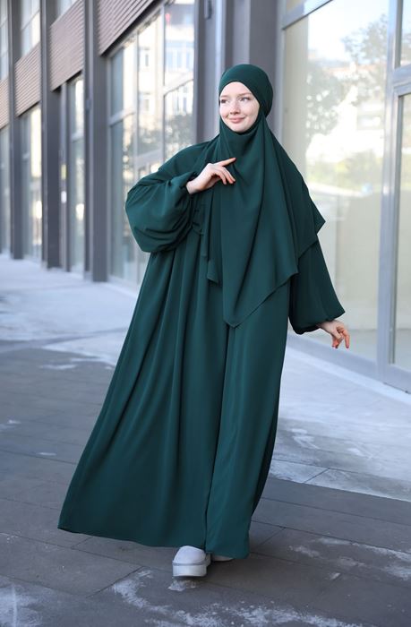 MEHLİKA TAKIM (ZÜMRÜT YEŞİLİ)